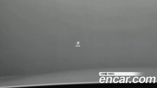 Mercedes-Benz C-Class 2018 thumb 3
