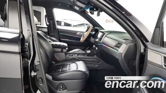 KGM Rexton 2018 thumb 6