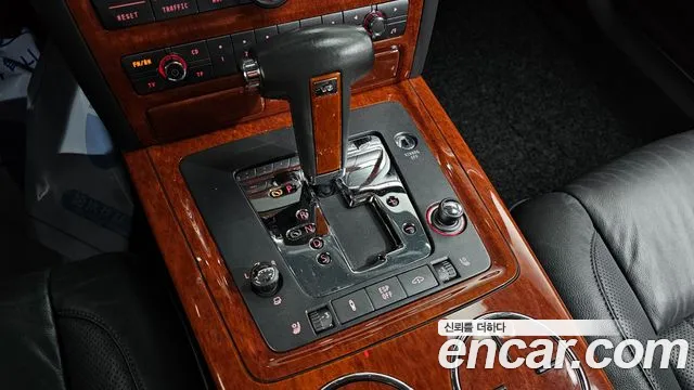 Volkswagen Phaeton 2009 thumb 8