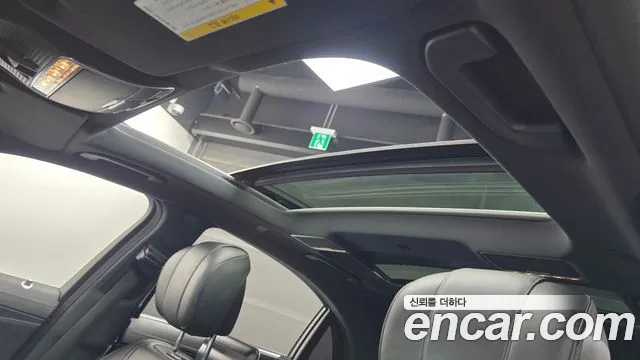 Mercedes-Benz S-Class 2015 thumb 10