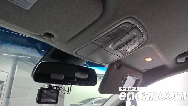 Hyundai Santa Fe 2018 thumb 10