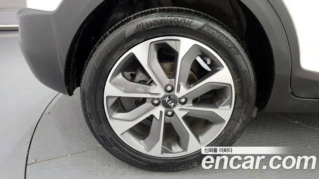 Kia Stonic 2018 thumb 10