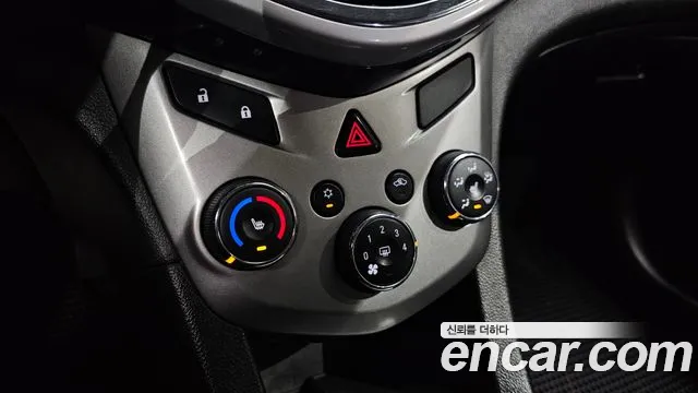 Chevrolet Aveo 2016 thumb 11