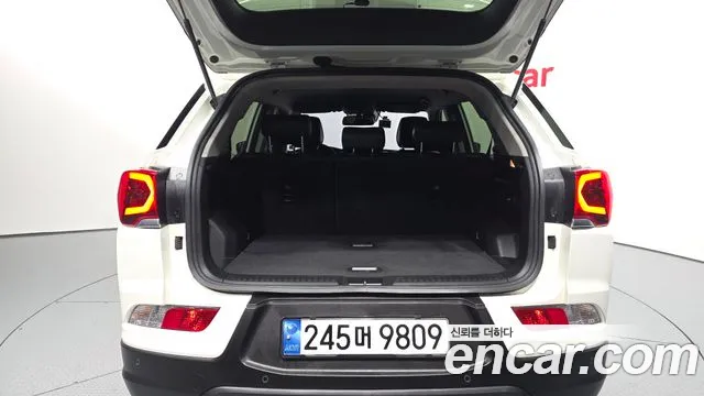 KGM Korando 2023 thumb 2