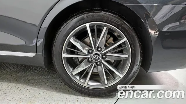 Hyundai Grandeur 2020 thumb 2