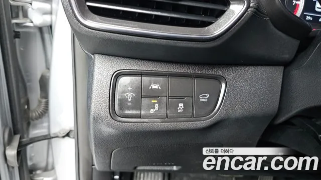 Hyundai Santa Fe 2018 thumb 2
