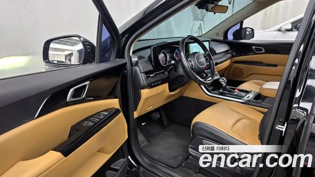 Kia Carnival 2022 thumb 3