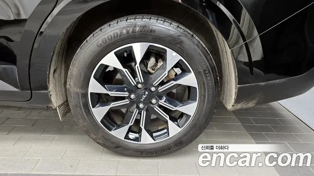 Kia Carnival 2022 thumb 10