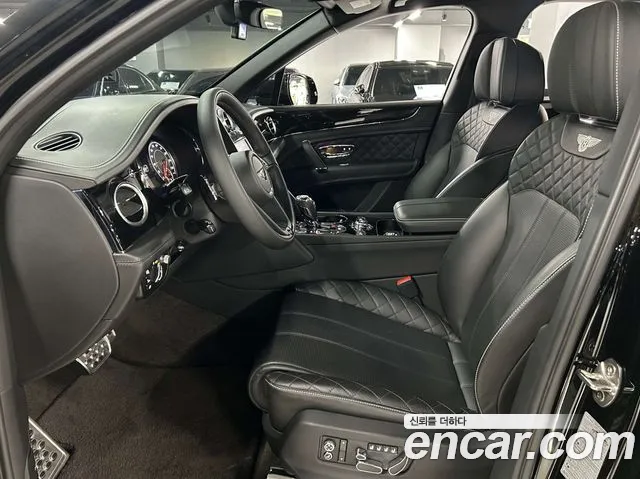 Bentley Bentayga 2020 thumb 3