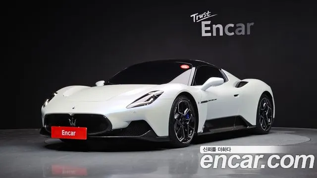 Maserati MC20 2022 thumb 3