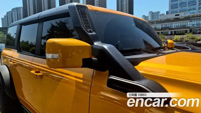 Ford Bronco 2022 thumb 12