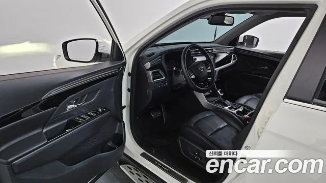 KGM Korando 2019 thumb 9