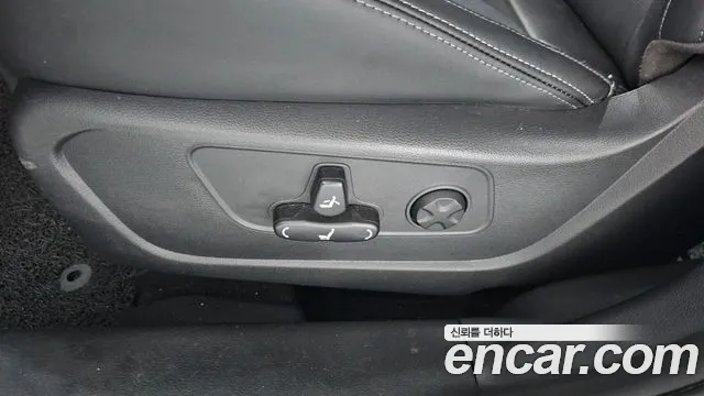 KGM Korando 2019 thumb 8