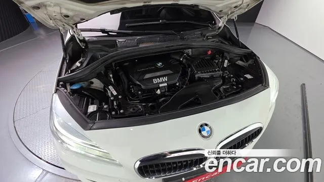 BMW 2 серии Active Tourer 2016 thumb 6