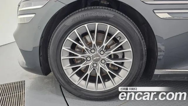 Genesis G80 2020 thumb 9