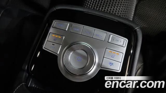 Genesis G80 2020 thumb 11