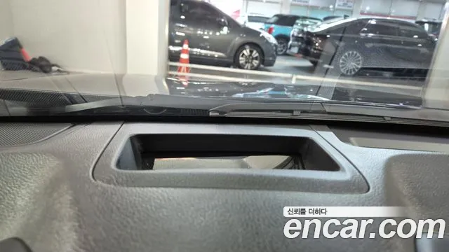 Hyundai Aslan 2016 thumb 9