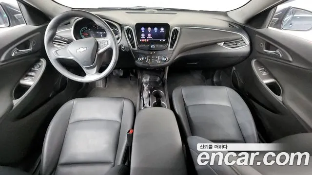 Chevrolet Malibu 2021 thumb 2