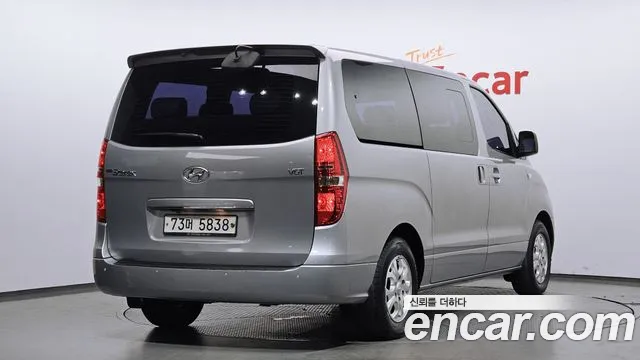 Hyundai Staria 2014 thumb 2