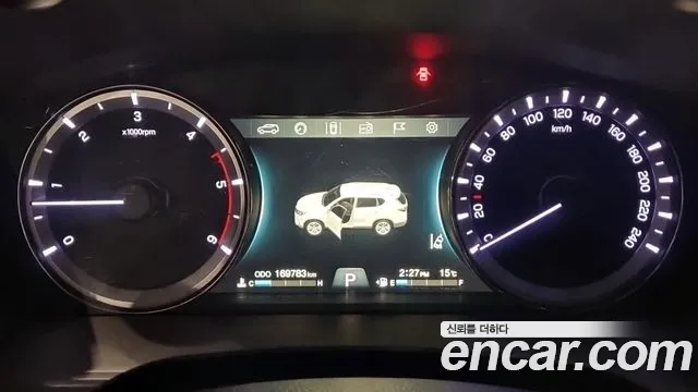 KGM Rexton 2017 thumb 2
