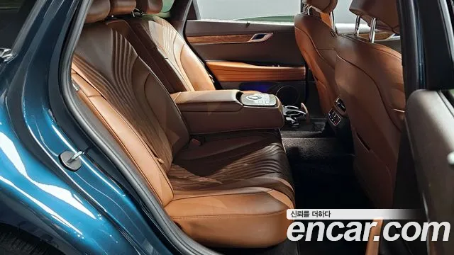 Genesis G80 2021 thumb 2