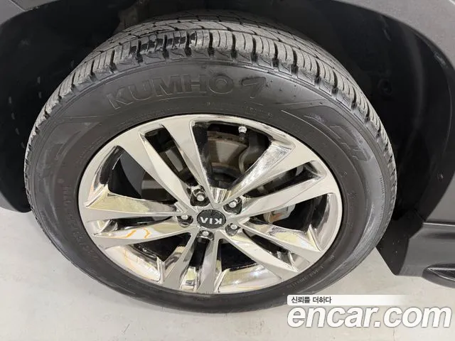 Kia Sorento 2013 thumb 10
