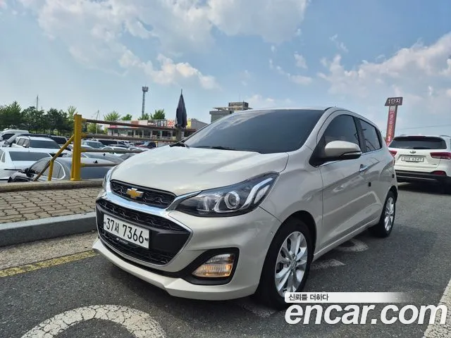 Chevrolet Spark 2019 thumb 3