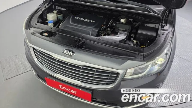 Kia Carnival 2016 thumb 8