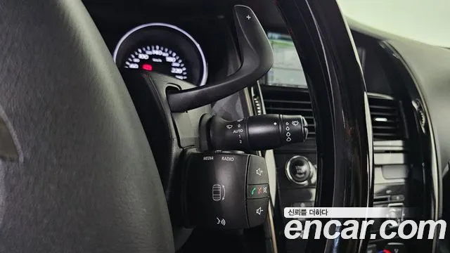 Renault SM7 2015 thumb 9