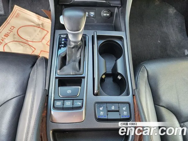 Hyundai Aslan 2015 thumb 12