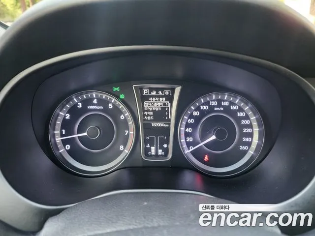 Hyundai Aslan 2015 thumb 8