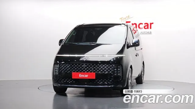 Hyundai Staria 2023 thumb 11
