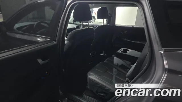 Hyundai Santa Fe 2022 thumb 3