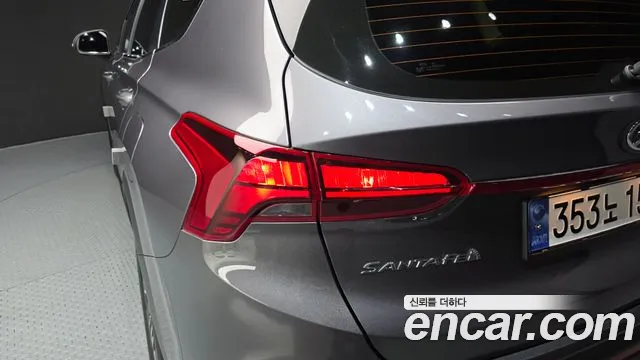 Hyundai Santa Fe 2022 thumb 6