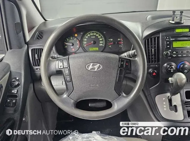 Hyundai Staria 2012 thumb 7