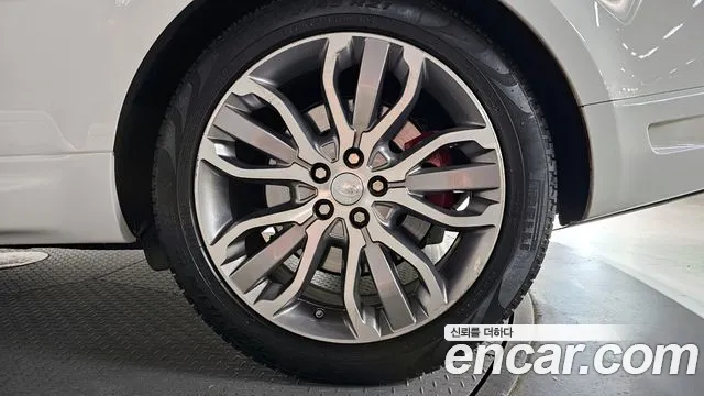 Land Rover Range Rover Sport 2017 thumb 7