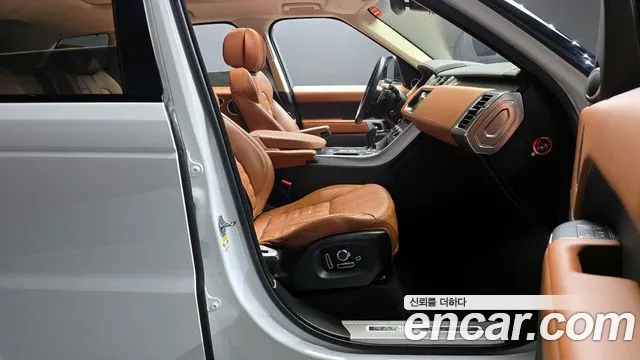 Land Rover Range Rover Sport 2017 thumb 9