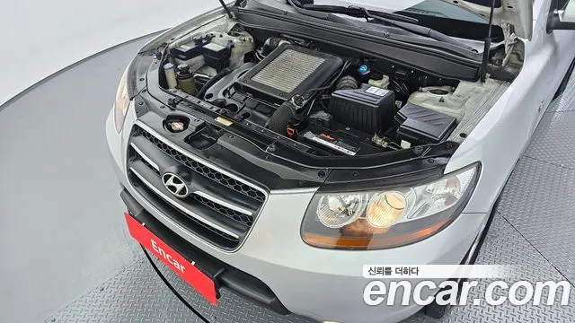 Hyundai Санта Фе 2009 thumb 4