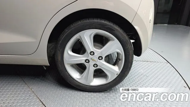 Chevrolet Spark 2018 thumb 5