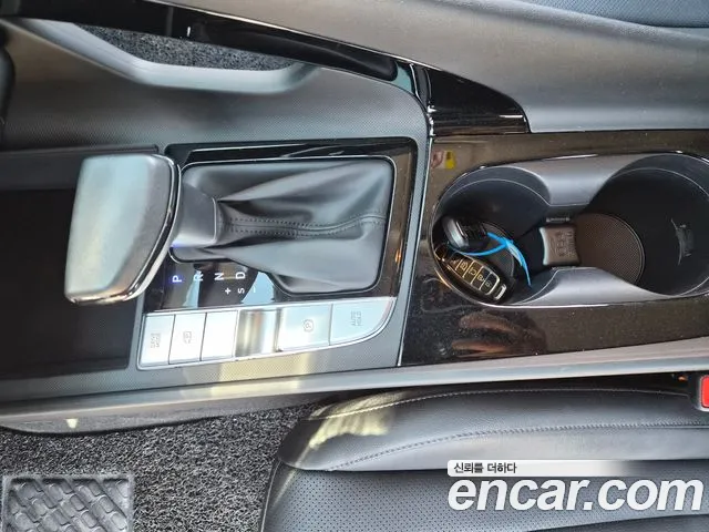 Hyundai Avante 2021 thumb 6