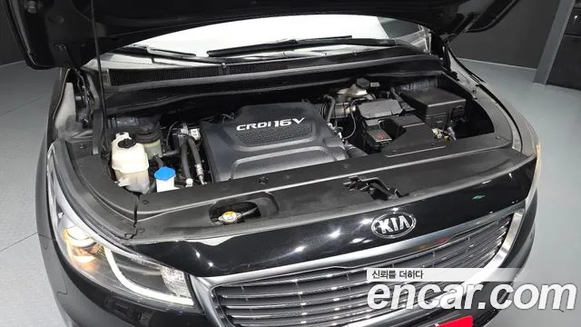 Kia Carnival 2017 thumb 6