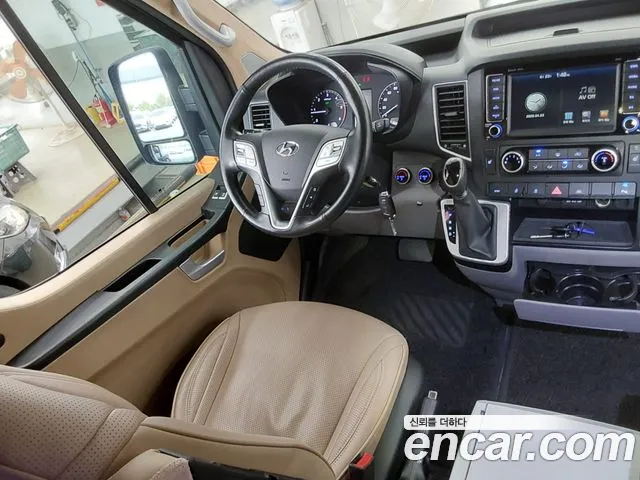 Hyundai Solati 2017 thumb 2