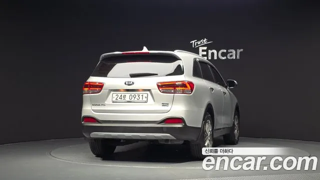 Kia Sorento 2016 thumb 9