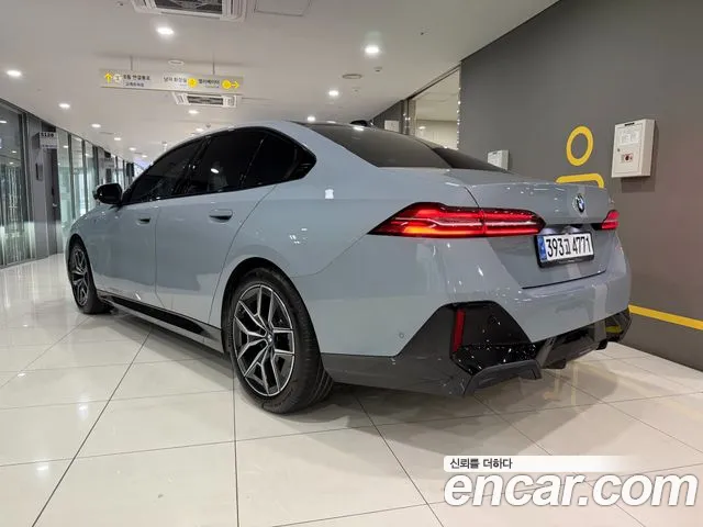 BMW 5 серии 2024 thumb 7