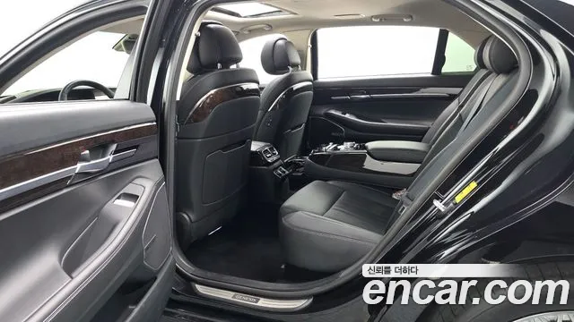 Genesis G90 2021 thumb 2