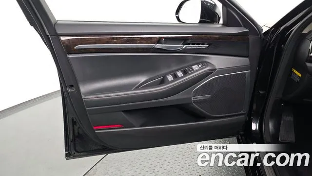 Genesis G90 2021 thumb 11