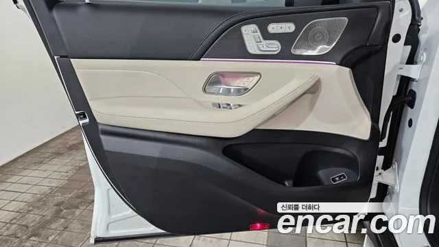Mercedes-Benz E-Класс 2025 thumb 3