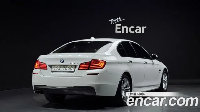 BMW 5 серии 2016 thumb 8