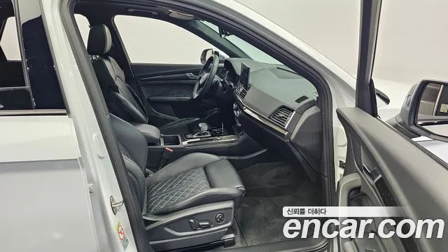 Audi SQ5 2021 thumb 6