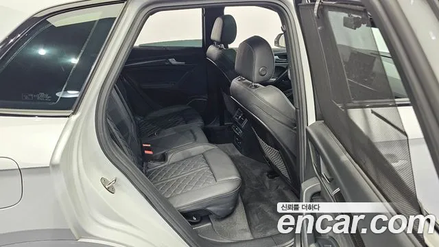 Audi SQ5 2021 thumb 9